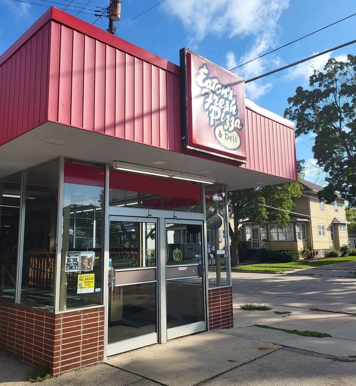 eatons fresh pizza park ave location