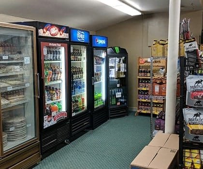 eatons park ave store pizza