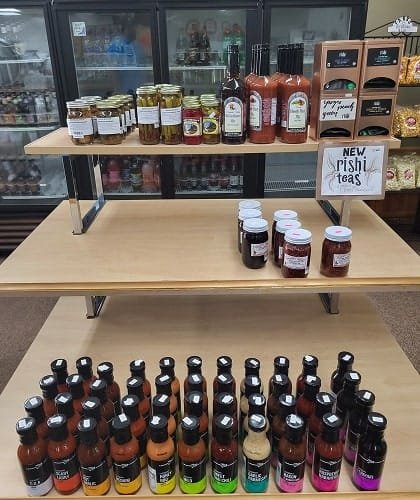 eatons pizza hickory street sauce options