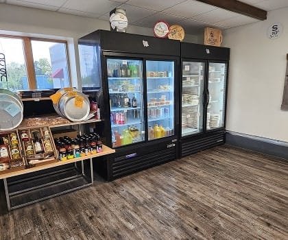 eatons fresh pizza grafton store inside