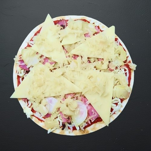 eatons fresh ny deli pizza