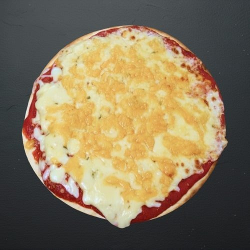 eatons fresh spicy cheese lovers pizza